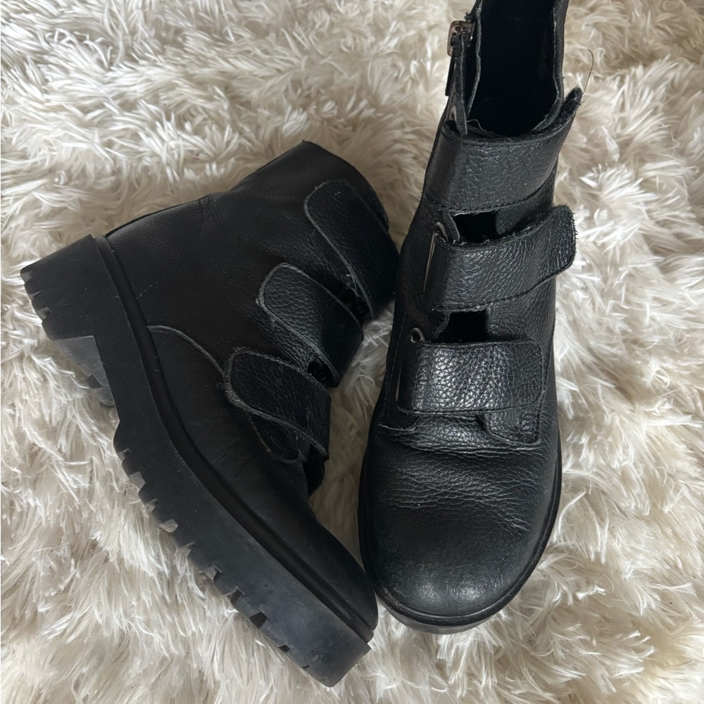 Black Leather Women's Boots